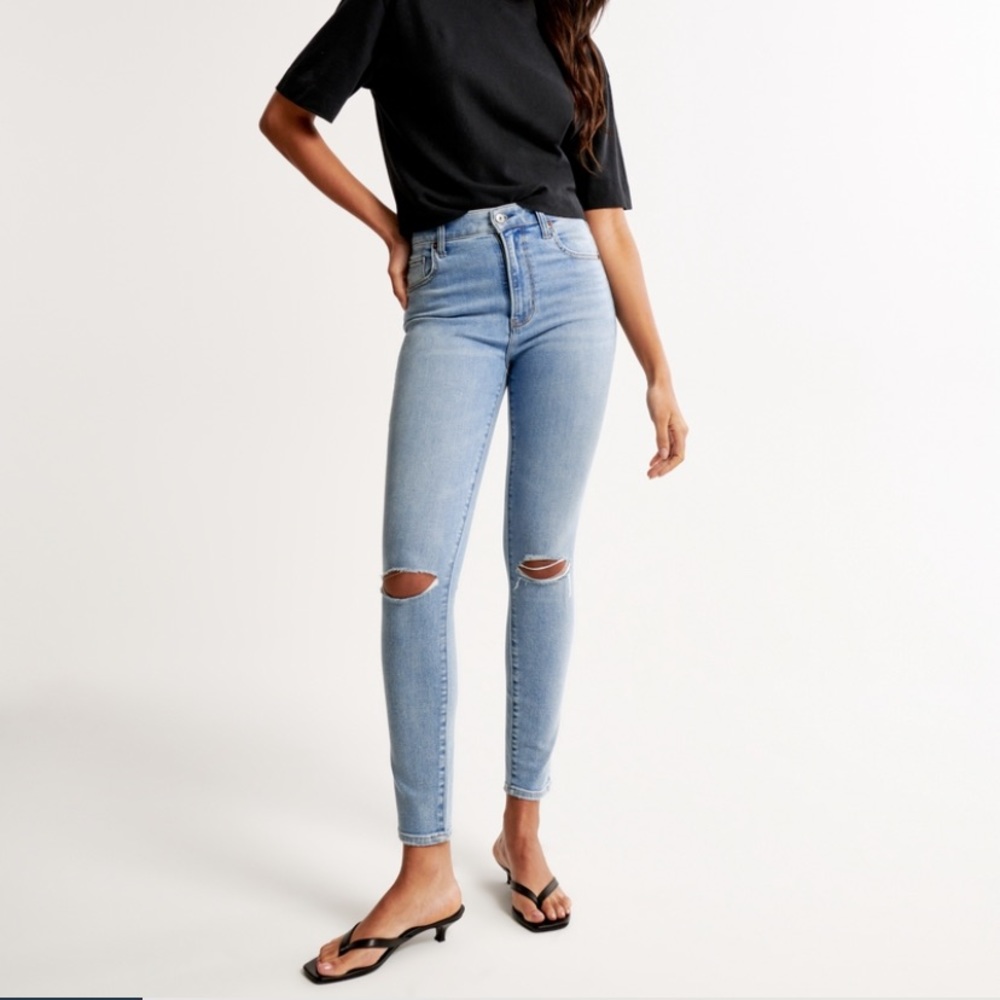 Abercrombie - The Super Skinny Ankle Jean